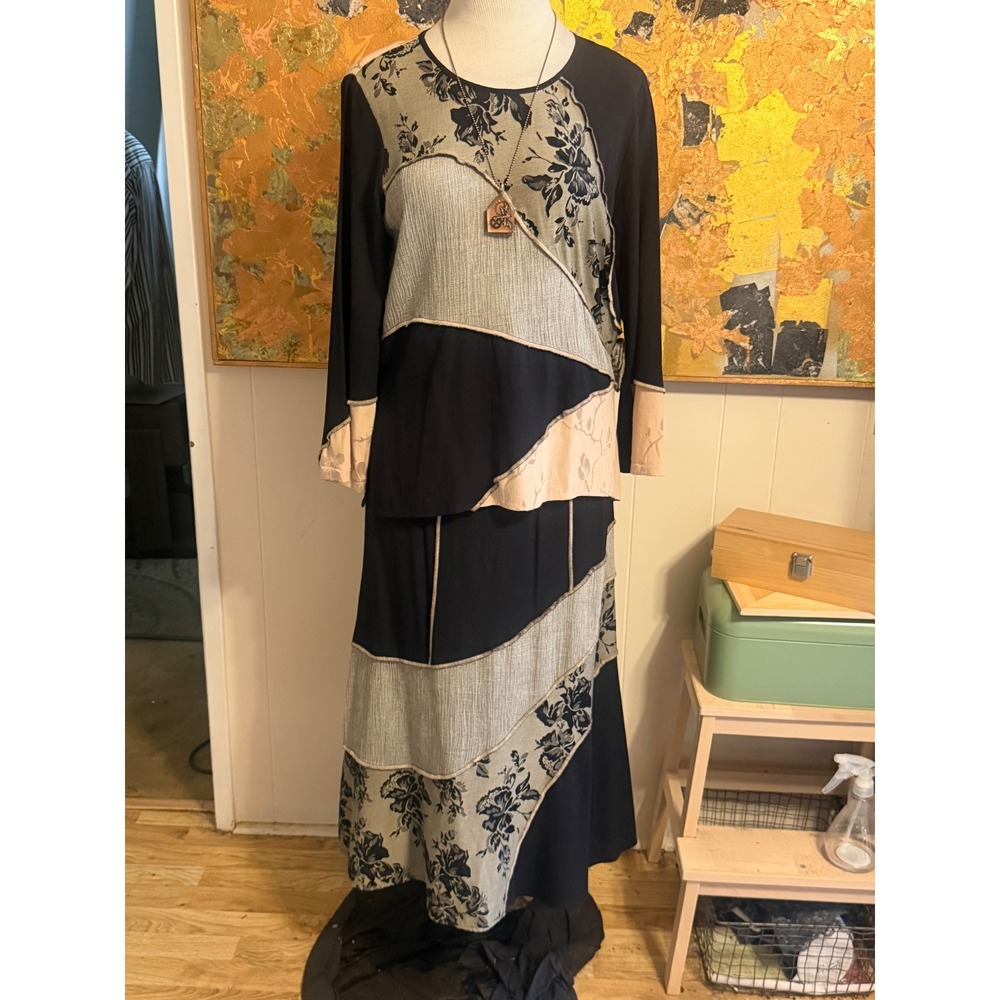 Spencer Alexis Mixed Media Floral Patchwork Skirt Set Black Taupe Art to Wear M
